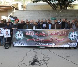 وقفة مع الاسير ناصر ابو حميد (6)