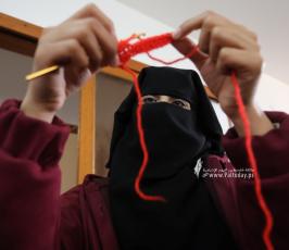  مبادرة دفء لعمل المشغولات الصوفية  (8)
