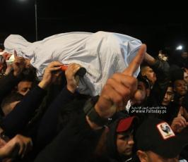 الشهيد محمد ابوصلاح (17عاماً) خلال نقله الى مستشفى جنين الحكومي (7)