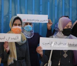 احتجاجات أمام مقر الاونروابغزة (18)