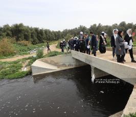 المسار البيئي الشبابي  في غزة بمناسبة يوم المرأة العالمي (2)