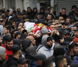 جثمان الشهيد علاء شحام لمثواه الأخير في مخيم قلنديا شمال القدس (10)