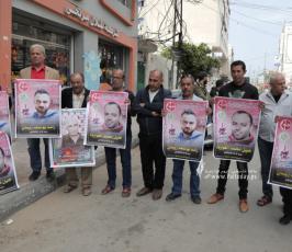 وقفة دعم  لأسرانا الأبطال في سجون الاحتلال الصهيوني المضربين عن الطعام (3)