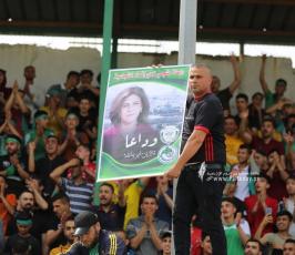  صور الشهيدة الصحفية شيرين أبوعاقلة مراسلة قناة الجزيرة خلال مباراة كرة قدم أ (20)
