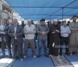 الجهاد تقيم صلاة الجمعة تضامنا مع الاسير المضرب عن الطعام خليل العواودة (13)