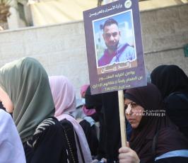 خيمة تضامنا مع الأسرى المضربين عن الطعام  (7)