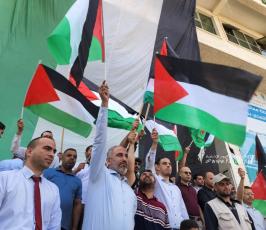 رفع علم فلسطين (6)
