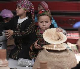 أطفال بعمر الزهور يجسدون التراث والعودة والنكبة في فعالية فصائلية (18)