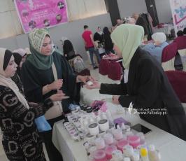 معرض المشغولات اليدوية والمنتجات المحلية بغزة (12)