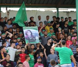  صور الشهيدة الصحفية شيرين أبوعاقلة مراسلة قناة الجزيرة خلال مباراة كرة قدم أ (14)