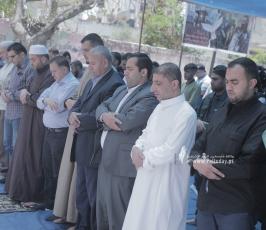 الجهاد تقيم صلاة الجمعة تضامنا مع الاسير المضرب عن الطعام خليل العواودة (10)