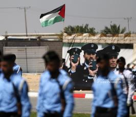 عناصر من الشرطة الفلسطينية بقطاع غزة  يشاركون في حفل تخرج (5)