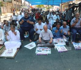 الجهاد بغزة صلاة الجمعة امام مقر الصليب (8)