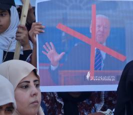 وقفة بمدينة خانيونس بعنوان إعلان القدس عدوان صهيوني أمريكي على شعبنا وأمتنا (4)
