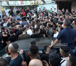  جثماني الشهيدين محمد بشار عزيزي (25 عاما) وعبد الرحمن جمال صبح (28 عاما) (6)