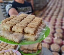 استعداد محلات الحلويات في غزة لاستقبال يوم إعلان نتائج الثانوية العامة (16)