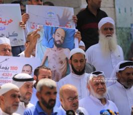 المؤسسات العلمائية بغزة تنظم  وقفة تضامنية نصرة لأسرانا (12)