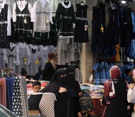 أسواق القطاع تستعد لاستقبال العام الدراسي الجديد (7)