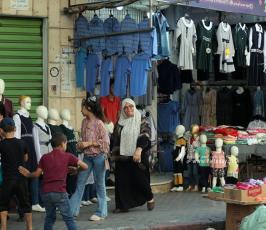 أسواق القطاع تستعد لاستقبال العام الدراسي الجديد (5)