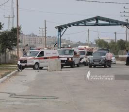 سيارات الإسعاف في غزة باتجاه بيت حانون للمطالبة بحقوق المرضى في العلاج (1)