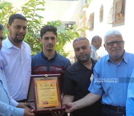 زيارة فصائل المقاومة  بقطاع غزة لمنزل الشهيد القائد تيسير الجعبري (13)