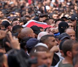 حشود مهيبة تشارك في جنازة شهداء نابلس (6)