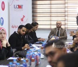 صحفيون واعلاميون ينظمون لقاء حول واقع الإعلام الرقمي الفلسطيني خلال 2022 (19)