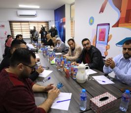 صحفيون واعلاميون ينظمون لقاء حول واقع الإعلام الرقمي الفلسطيني خلال 2022 (8)