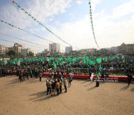 مهرجان حاشد بغزة في ذكرى انطلاقة حماس الـ35 (5)