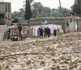  آثار المنخفض الجوي وفتح السدود في دير البلح ومكان وفاة الشاب اقطيفان (10)