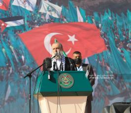 مهرجان حاشد بغزة في ذكرى انطلاقة حماس الـ35 (10)