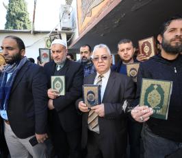 مدارس غزة تنظم وقفات احتجاجية تنديدا بحرق كتاب الله في السويد (12)
