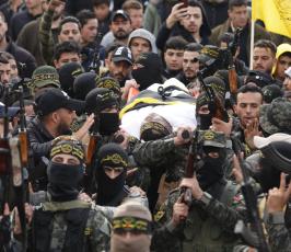 سرايا القدس تودع شهيدها المجاهد «سائد القطناني» بجنازة مهيبة (13)