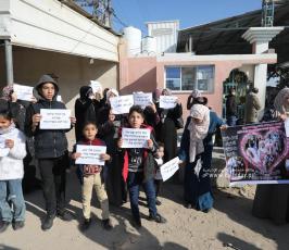 وقفة قرب حاجز ايرز شمال القطاع لمطالبة الشؤون المدنية بلم شمل الزو (5)
