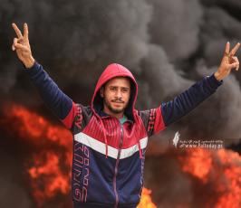 اطارات  ومواجهات على حدود غزة (21)