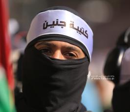 طلبة الجامعات في غزة ينظمون وقفة دعم واسناد للمقاومة في الضفة والقدس (13)