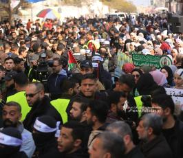 طلبة الجامعات في غزة ينظمون وقفة دعم واسناد للمقاومة في الضفة والقدس (14)