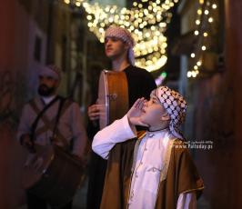 المسحراتي يجوب الشوارع والأزقة والأحياء في فجر ثالث أيام شهر رمضان المبارك (4)