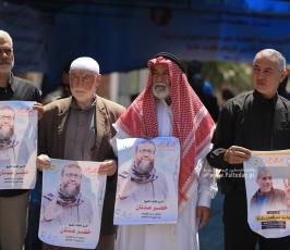خيمة التضامن مع الشيخ خضر عدنان وسط مدينة غزة تواصل فعالياتها بحضور جماهيري واسع (11)
