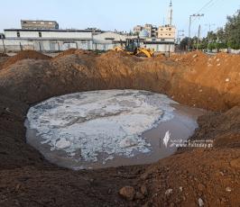اثار الدمار الذى لحق بمنازل وأراضى المواطنين من القصف الصهيونى على غزة (16)