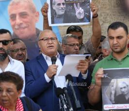 أهالي الأسرى أمام مقر الصليب الأحمر بمدينة غزة (2)