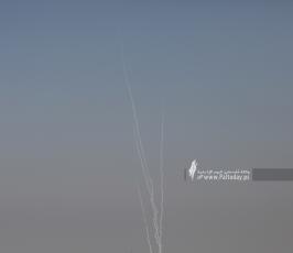 رشقات صاروخية (1)