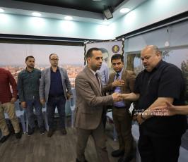 بيت عزاء الحاج خليل البهتينى فى قناة القدس اليوم (21)