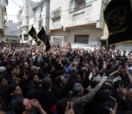 الشهيد القائد خليل البهتيني وزوجنه وبنته والقائد طارق عز الدين ونجله في تشييع جماهيري مهيب (5)