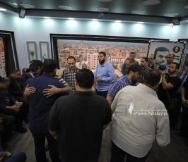 بيت عزاء الحاج خليل البهتينى فى قناة القدس اليوم (35)
