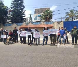 مستفيدو برنامج الأغذية العالميWFP، ينظمون وقفة احتجاجية أمام مبنى الأمم المتحدة احتجاجا على توقف مشر (5)