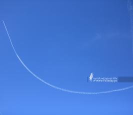 طيران العدو يقوم برسم اشكال هندسية فى سماء قطاع غزة (3)