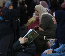   اللجنة الدعوية وجمعية اقرأ تنظم  السرد القرآني لعشرة أجزاء للطالبات الحافظات للقرآن الكريم (9)