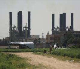 انقطاع الكهرباء يحول ليل الغزيين إلى جحيم (4)