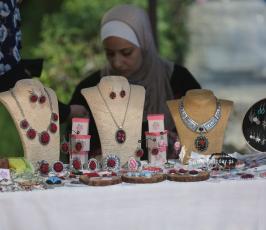 وزارة السياحة والآثار  تفتتح معرض تراثنا هويتنا 2023 بمناسبة يوم الزي الفلسطيني (18)
